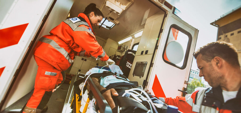 advanced-EMT-ambulance