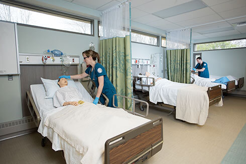 nursing-student-SMCC-Maine