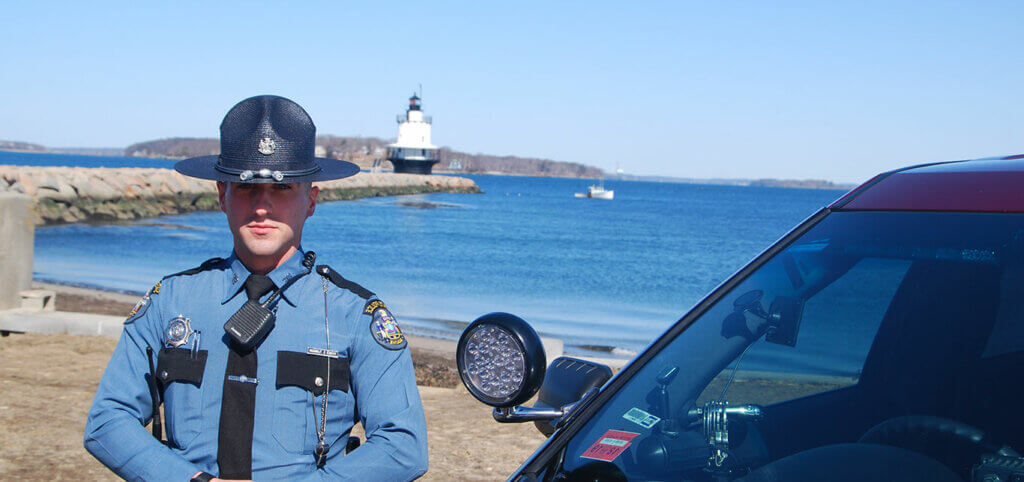 police-officer-at-bug-light-park-SMCC-Maine