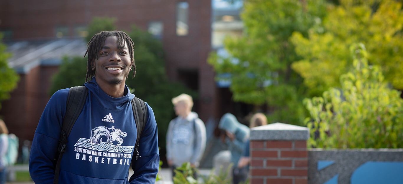 SMCC-Maine-campus-student