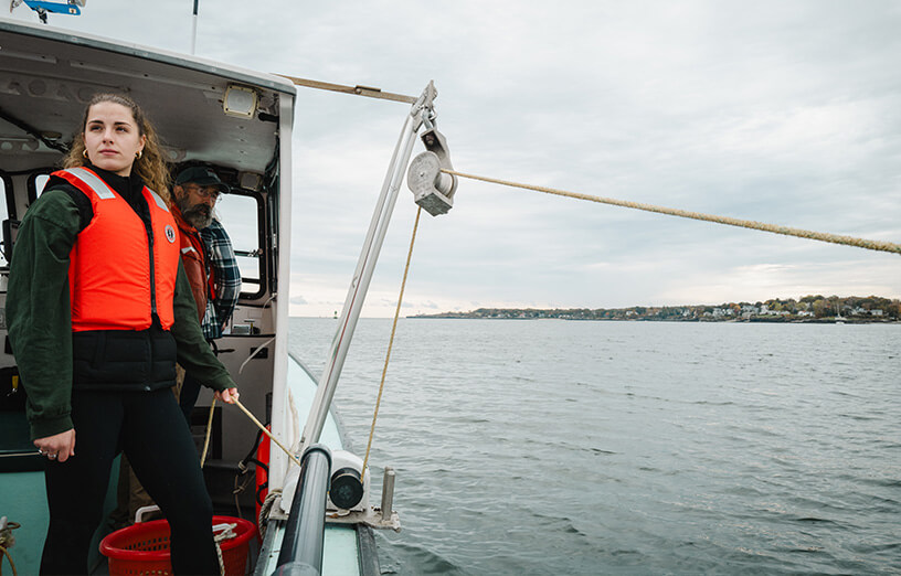 Why Choose Slideshow Marine Science 816X522 10 25